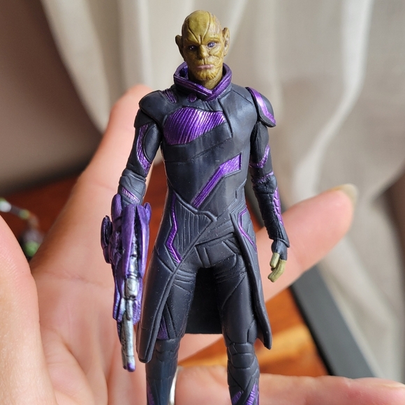 Lot of 6 Disney Store Marvel PVC Figures Multicolor 3.75" in Approx. - Picture 7 of 10